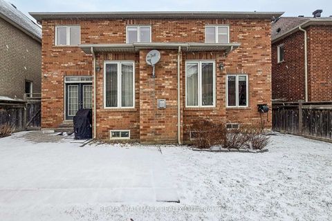 Photo 44 at 192 Tonner Crescent, Bayview Northeast, Aurora