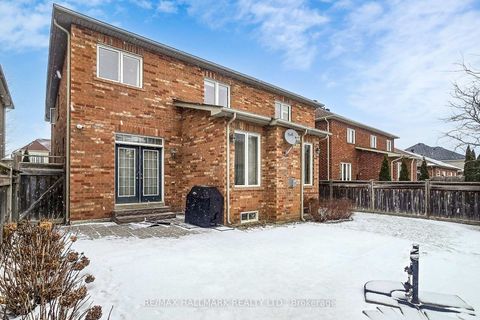 Photo 46 at 192 Tonner Crescent, Bayview Northeast, Aurora