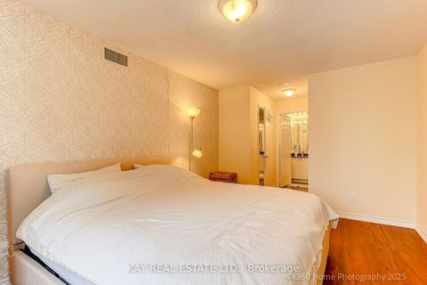 Photo 10 at 1526 - 5233 Dundas Street W, City Centre West, Toronto