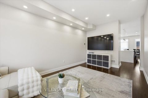 Photo 13 at 41 Mack Clement Lane, Westbrook, Richmond Hill