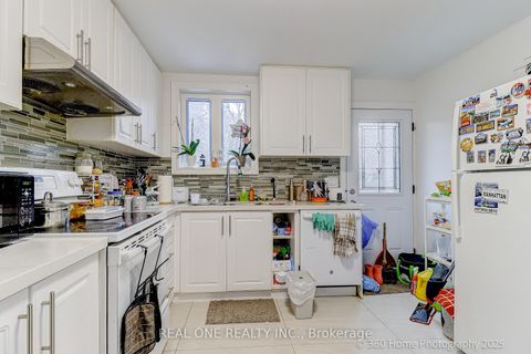 Photo 8 at 212 Cummer Avenue, Newtonbrook East, Toronto