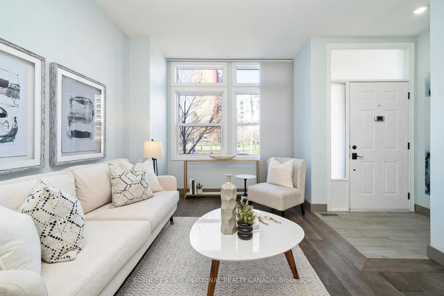 30 Michael Power Place, City Centre West, Toronto 