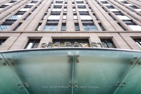 Photo 3 at 1602 - 955 Bay Street, Bay Street Corridor, Toronto