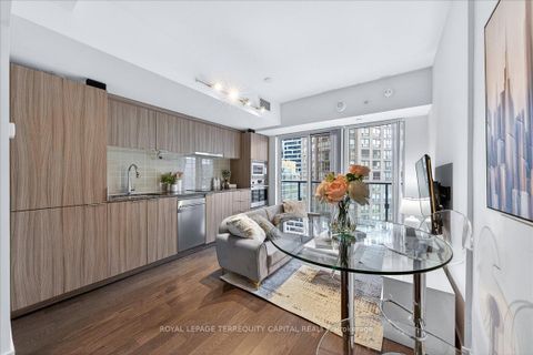 Photo 22 at 1602 - 955 Bay Street, Bay Street Corridor, Toronto