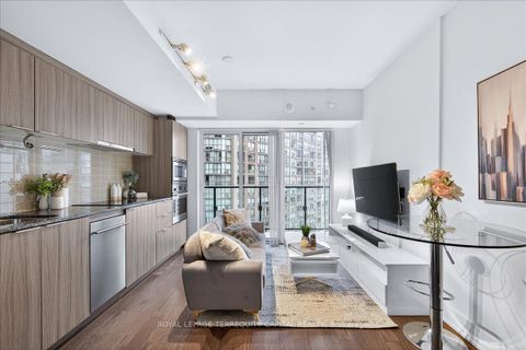 Photo 30 at 1602 - 955 Bay Street, Bay Street Corridor, Toronto