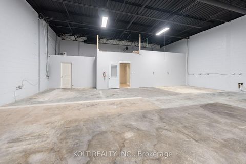 Photo 17 at 5-6 - 67 Westmore Drive, Clairville, Toronto