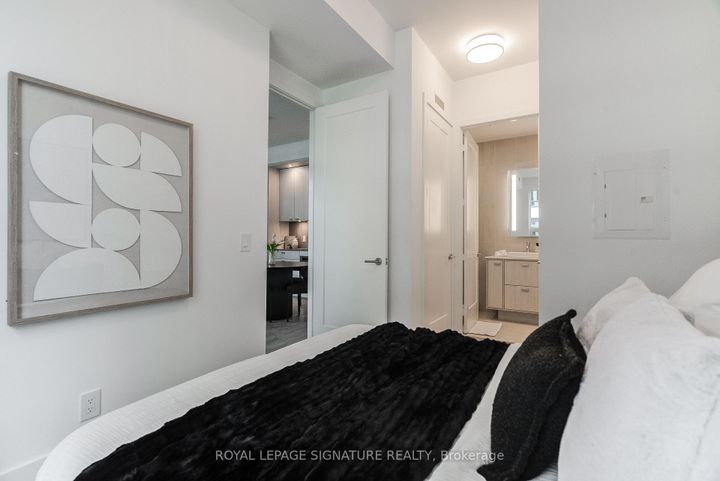 Photo 13 at 501 - 115 Denison Avenue, Chinatown, Toronto