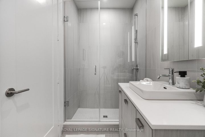 Photo 15 at 501 - 115 Denison Avenue, Chinatown, Toronto