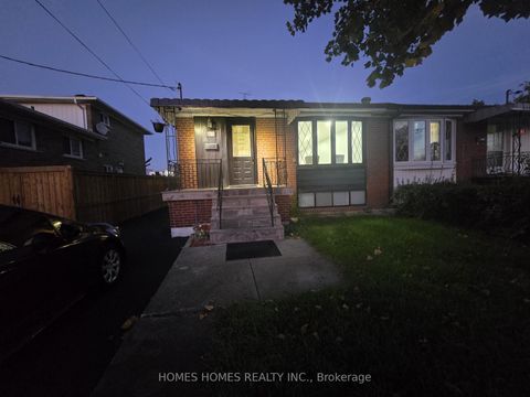 Photo 1 at 65 Elnathan Crescent, Humber Summit, Toronto