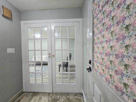 Photo 3 at 65 Elnathan Crescent, Humber Summit, Toronto