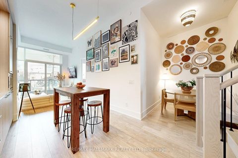 Photo 4 at 316 - 115 denison Avenue, Chinatown, Toronto