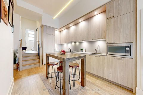 Photo 8 at 316 - 115 denison Avenue, Chinatown, Toronto