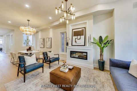 Photo 2 at 21 Rolyat Street, Bellwoods, Toronto