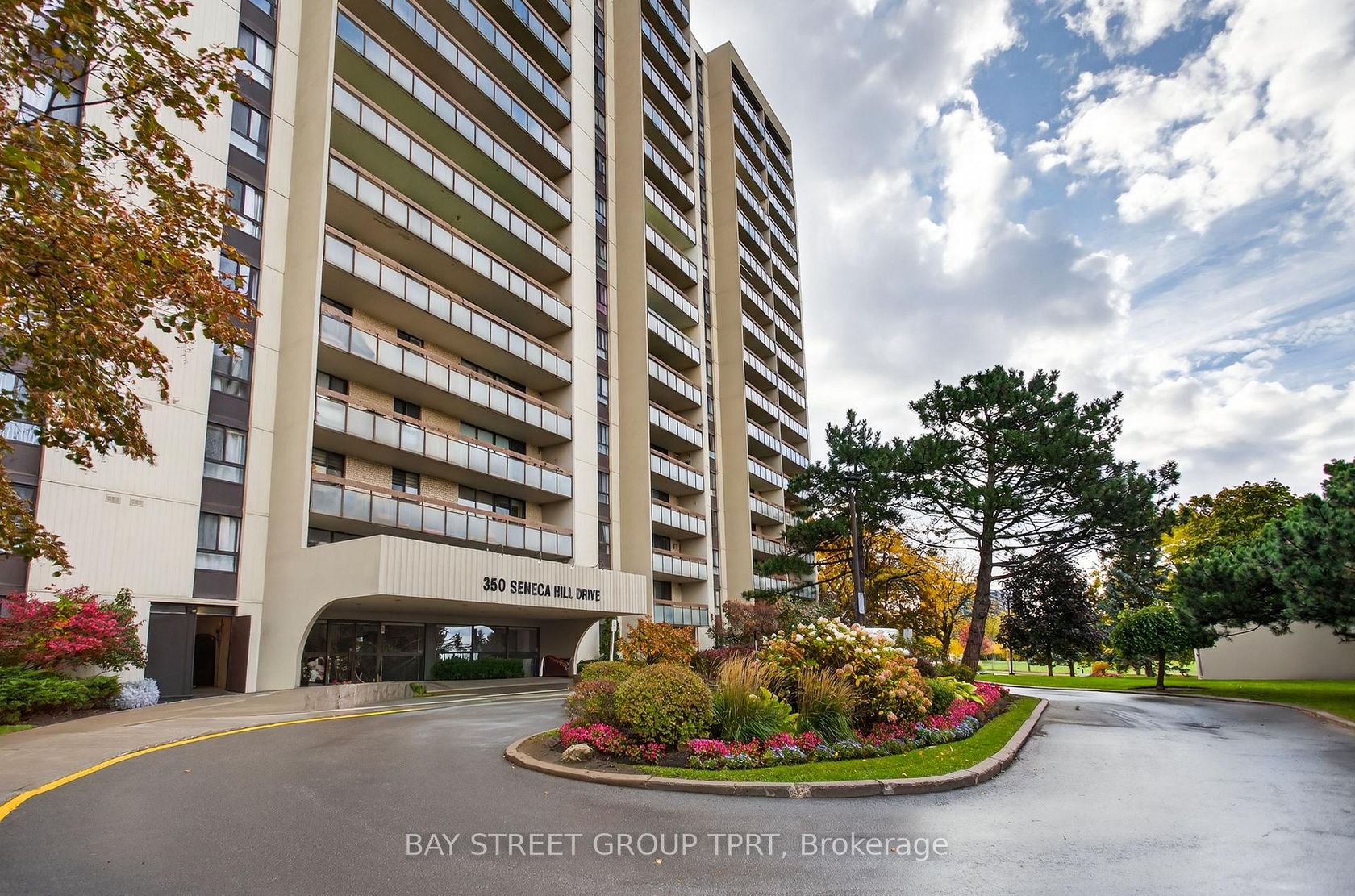 504 - 350 Seneca Hill Drive, Don Valley Village, Toronto 