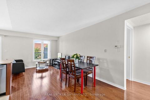 Photo 7 at 27 - 649E Warden Avenue, Birchmount, Toronto