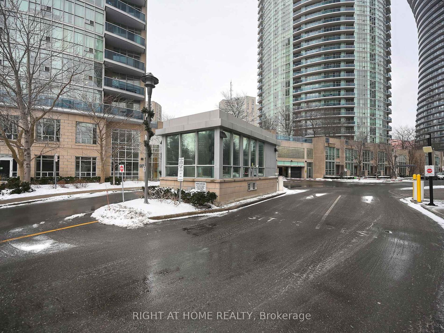 908 - 90 Absolute Avenue, City Centre, Mississauga 