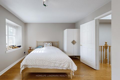 Photo 29 at 84 Ellerslie Avenue, Willowdale West, Toronto