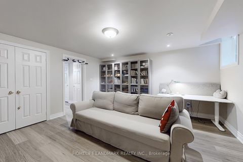 Photo 34 at 84 Ellerslie Avenue, Willowdale West, Toronto