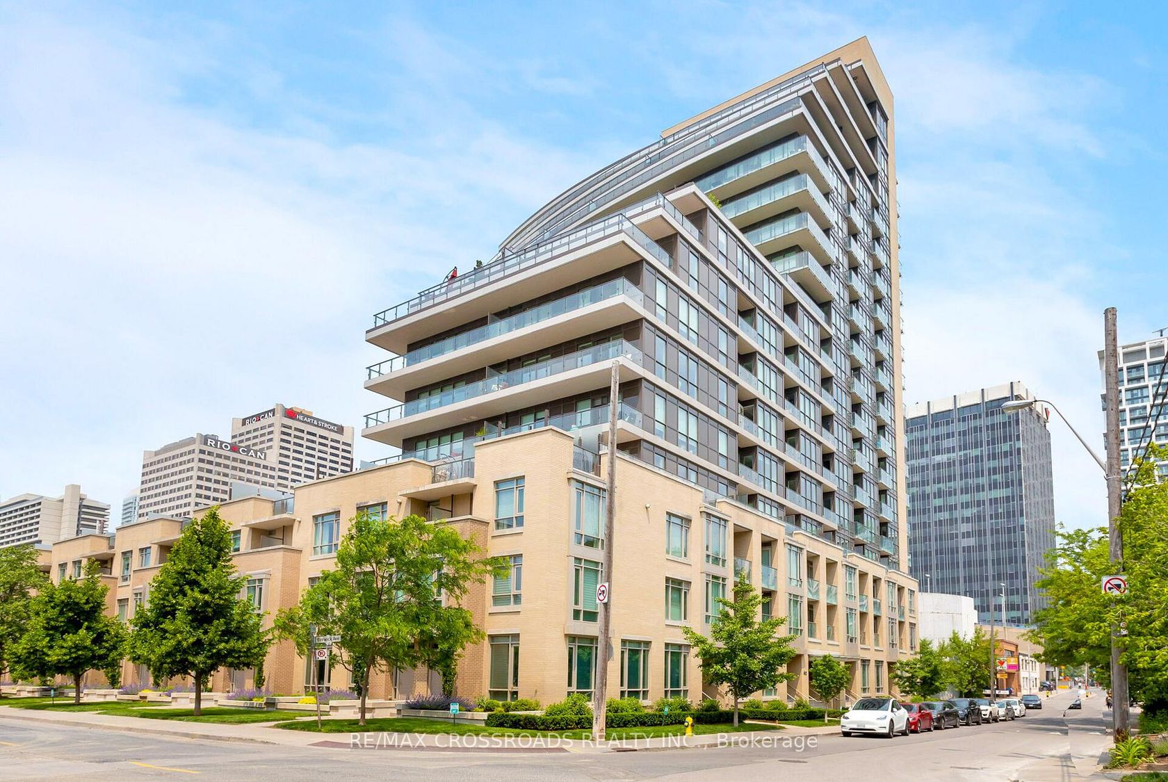 1301 - 60 Berwick Avenue, Eglinton, Toronto 