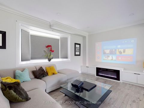 Photo 5 at 657 Pharmacy Avenue, Birchmount, Toronto