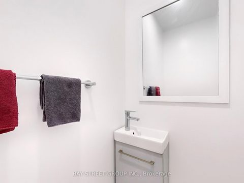 Photo 17 at 657 Pharmacy Avenue, Birchmount, Toronto