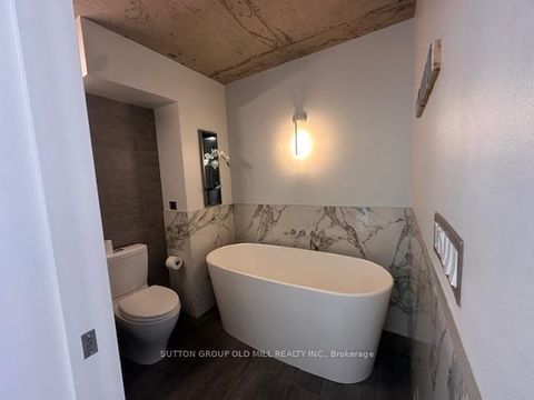 Photo 19 at 211 - 456 College Street, Little Italy, Toronto