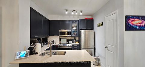 Photo 10 at 1903 - 88 Broadway Avenue, Mount Pleasant West, Toronto