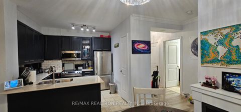 Photo 11 at 1903 - 88 Broadway Avenue, Mount Pleasant West, Toronto