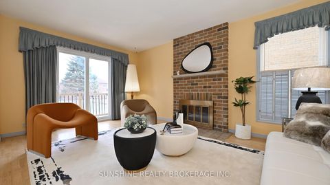 Photo 13 at 36 Hemlock Drive, Raymerville, Markham