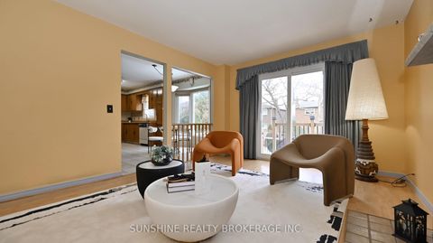 Photo 14 at 36 Hemlock Drive, Raymerville, Markham