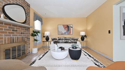 Photo 15 at 36 Hemlock Drive, Raymerville, Markham