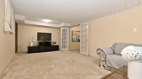 Photo 43 at 36 Hemlock Drive, Raymerville, Markham