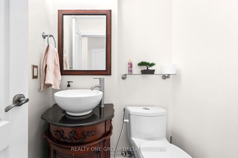 Photo 21 at 8 Charlemagne Avenue, Shore, Barrie