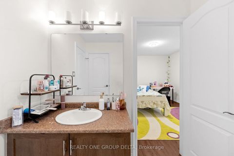 Photo 32 at 8 Charlemagne Avenue, Shore, Barrie