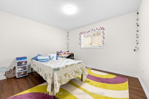 Photo 33 at 8 Charlemagne Avenue, Shore, Barrie