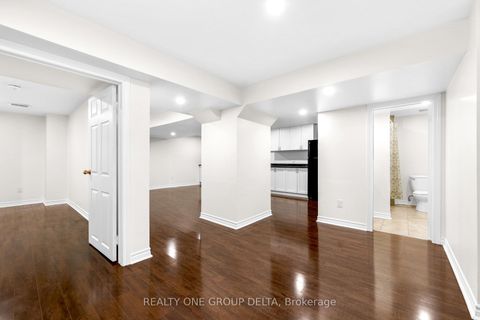 Photo 39 at 8 Charlemagne Avenue, Shore, Barrie