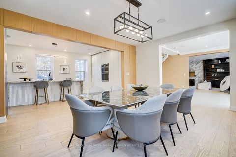 Photo 8 at 324 Old Yonge Street, Windfields, Toronto