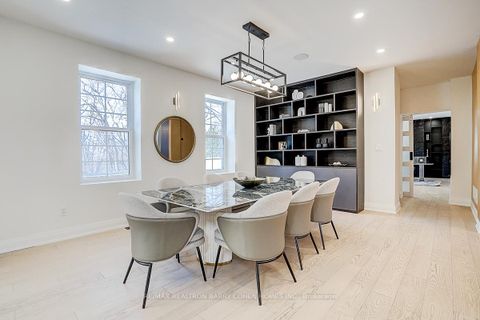 Photo 9 at 324 Old Yonge Street, Windfields, Toronto