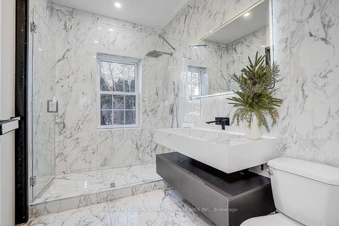 Photo 19 at 324 Old Yonge Street, Windfields, Toronto