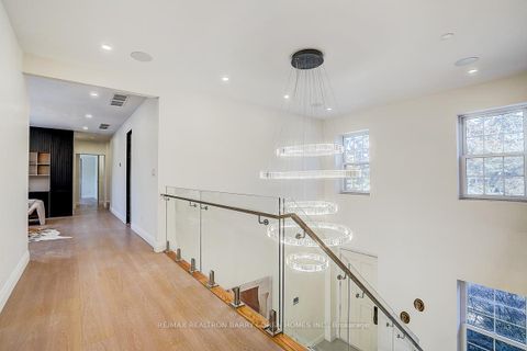 Photo 22 at 324 Old Yonge Street, Windfields, Toronto