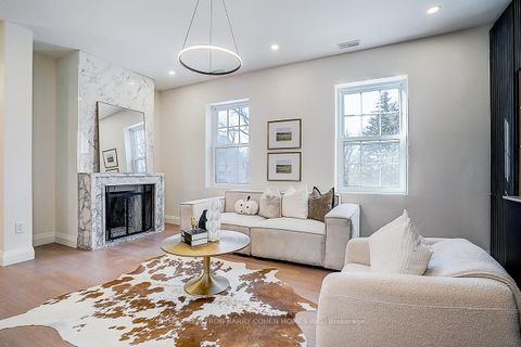 Photo 24 at 324 Old Yonge Street, Windfields, Toronto