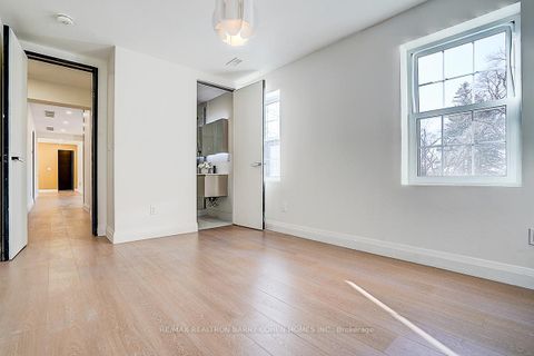 Photo 31 at 324 Old Yonge Street, Windfields, Toronto