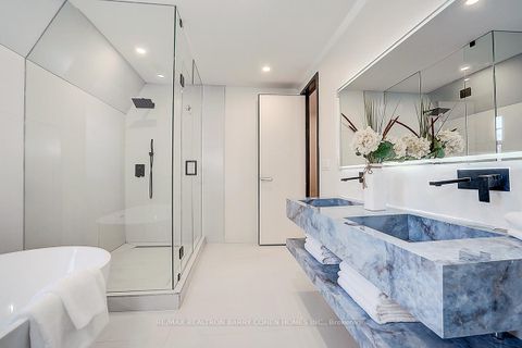 Photo 41 at 324 Old Yonge Street, Windfields, Toronto