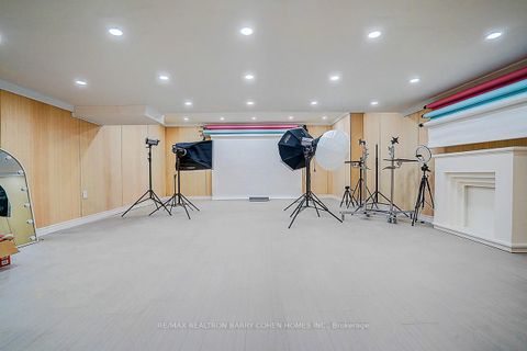 Photo 43 at 324 Old Yonge Street, Windfields, Toronto