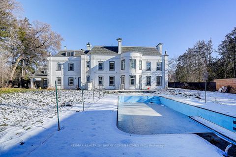 Photo 45 at 324 Old Yonge Street, Windfields, Toronto