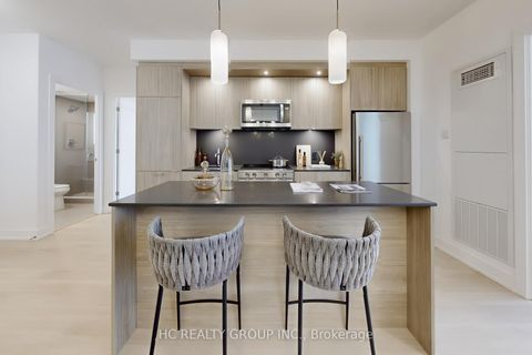 Photo 13 at 222 - 30 Inn On The Park Drive, Don Mills, Toronto