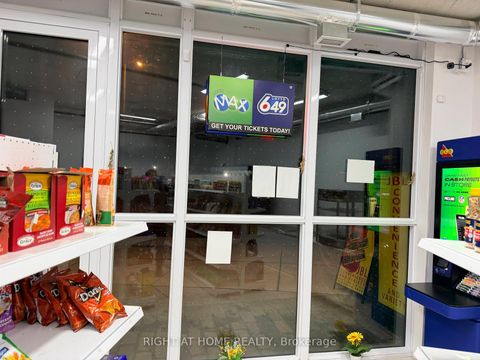 Photo 3 at 117 - 2201 Kingston Road, Cliffside, Toronto