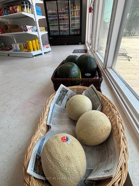 Photo 9 at 117 - 2201 Kingston Road, Cliffside, Toronto