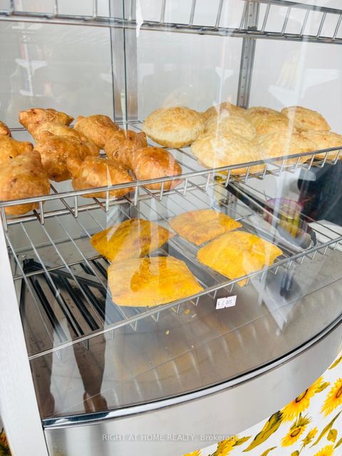 Photo 17 at 117 - 2201 Kingston Road, Cliffside, Toronto