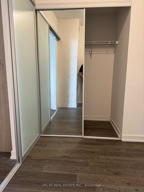 Photo 7 at 3405 - 1 Yorkville Avenue, Annex, Toronto